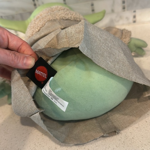 Mattel Star Wars plush body and plastic head Grogu. - Picture 5 of 6